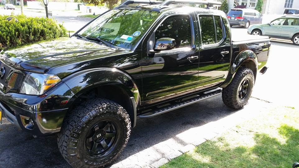 Nissan Frontier Gen 2 Rock Sliders, Level II (2005+)