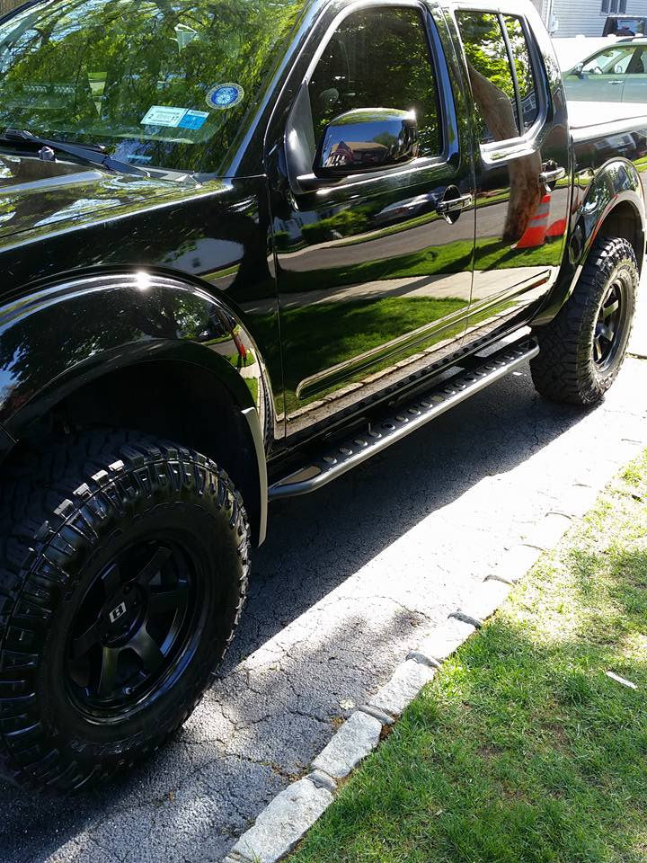 Nissan Frontier Gen 2 Rock Sliders, Level II (2005+)