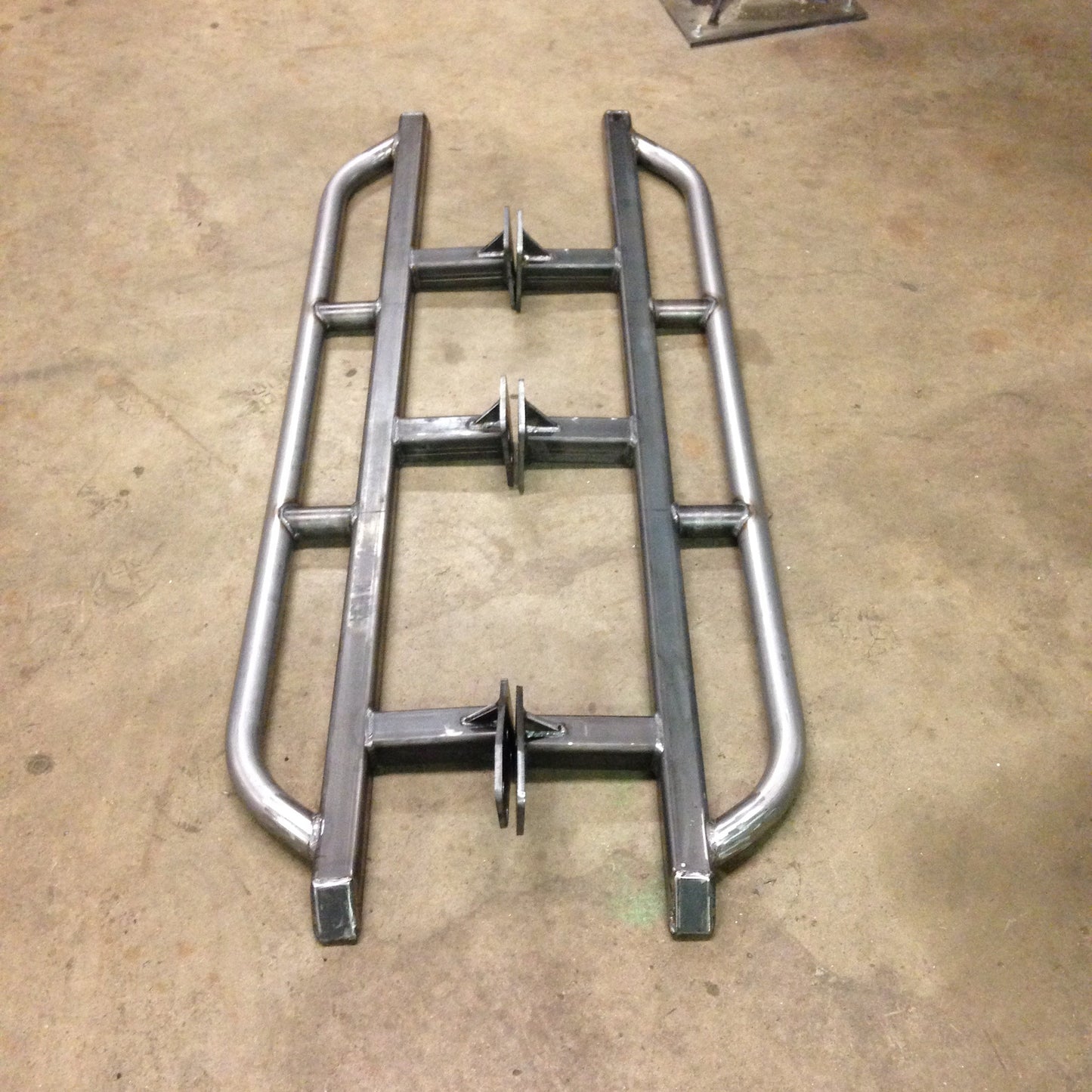 3rd gen (1996-2002) Toyota 4Runner Type 2 Rock Slider