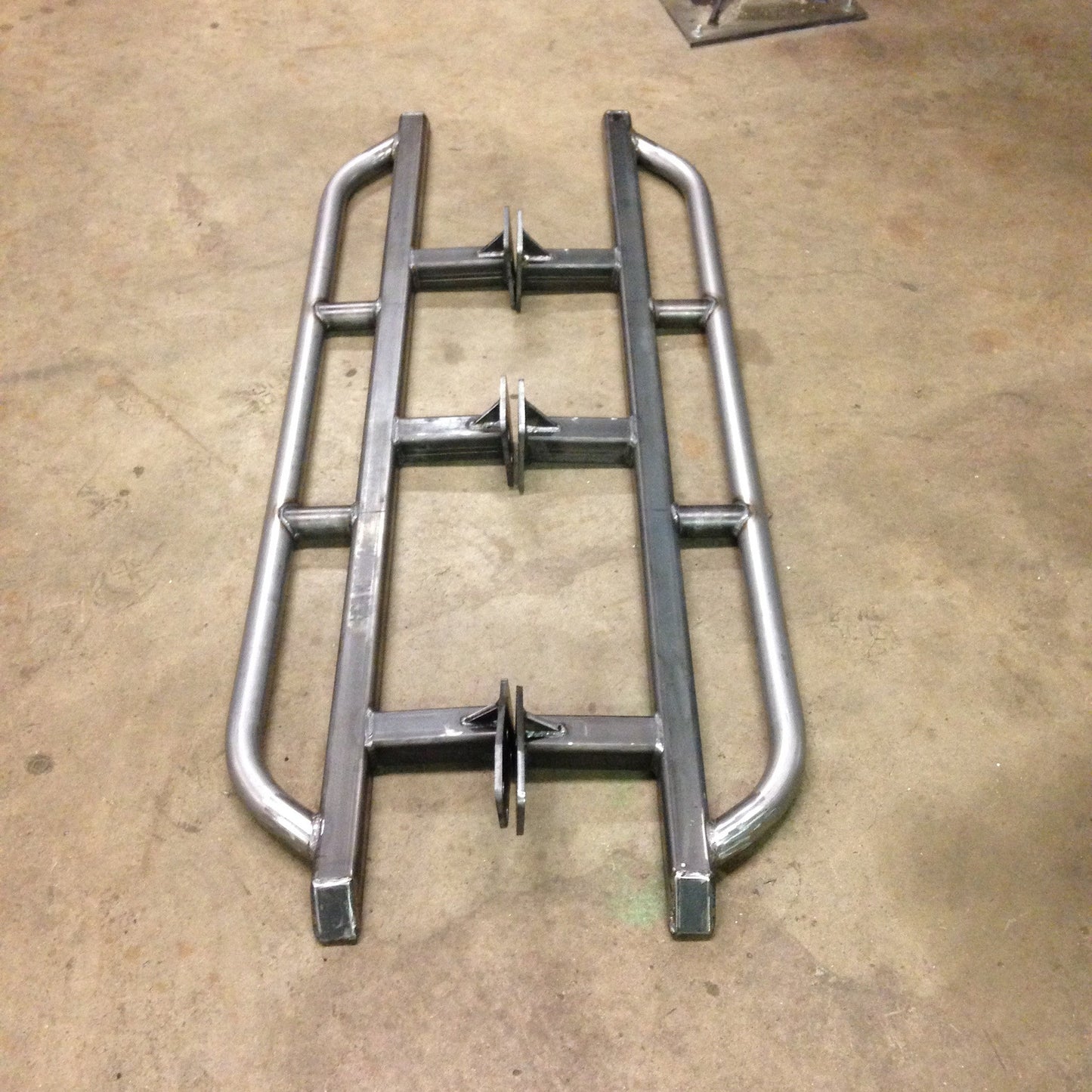 Nissan Xterra Gen 2 Rock Sliders, Level II (2005+)