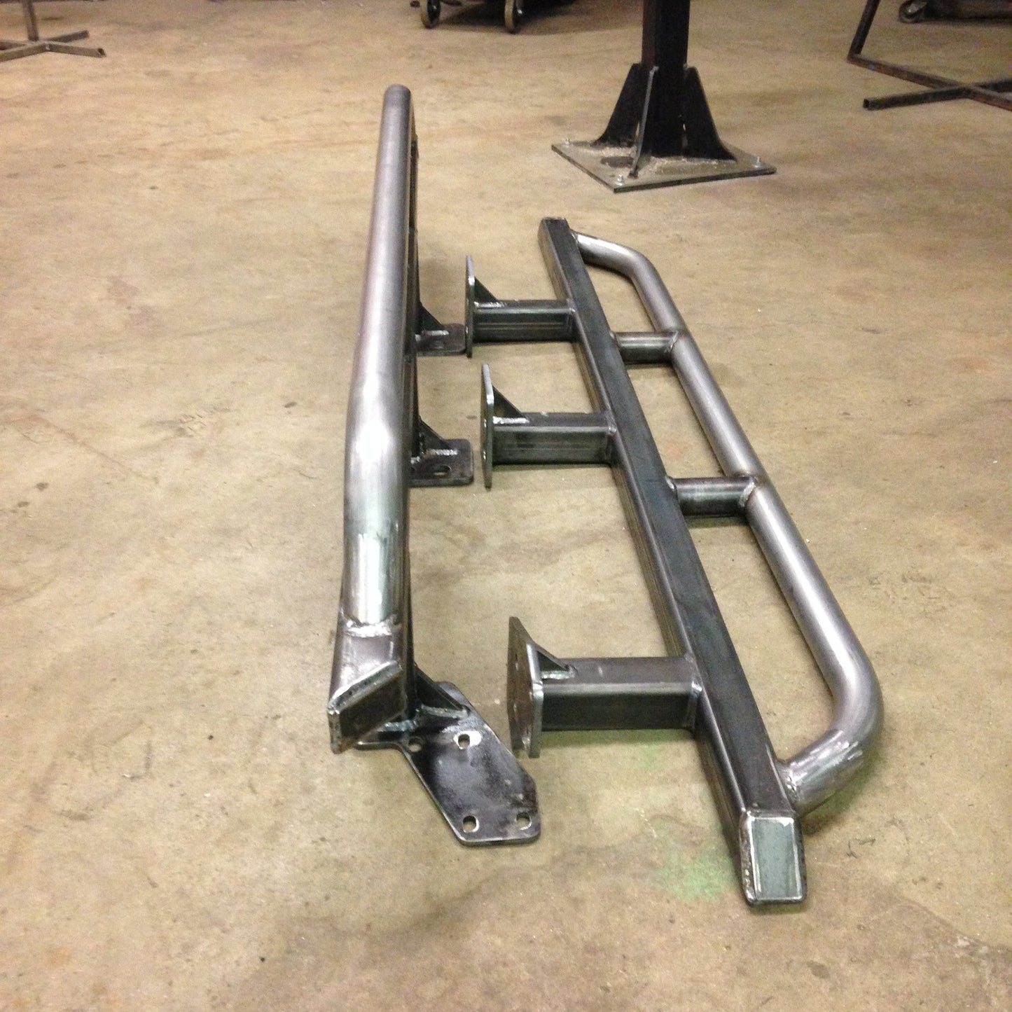 Nissan Xterra Gen 2 Rock Sliders, Level II (2005+)