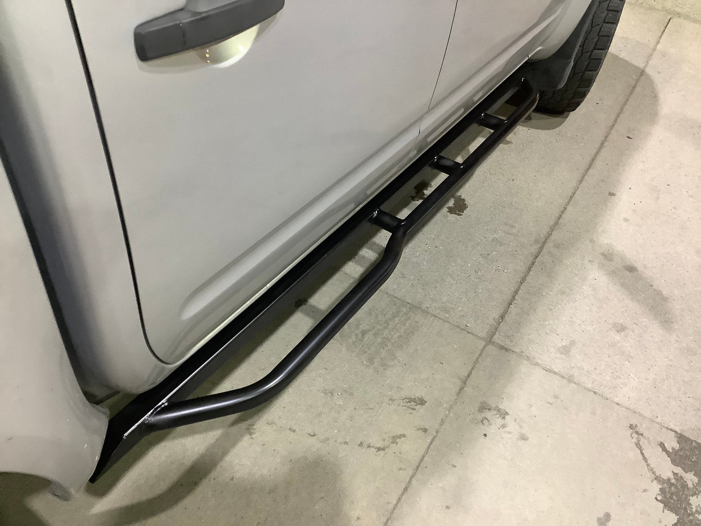 Nissan Frontier Gen 2 Rock Sliders, Level IV (2005-2021)